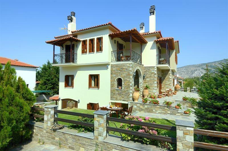 פורטאריה Iatrou Guesthouse מראה חיצוני תמונה