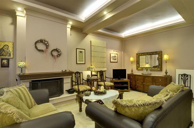 פורטאריה Iatrou Guesthouse מראה חיצוני תמונה