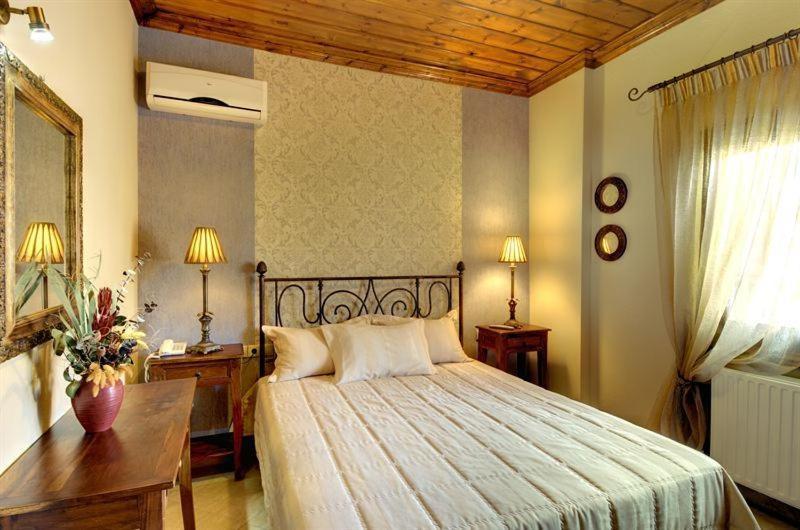 פורטאריה Iatrou Guesthouse חדר תמונה