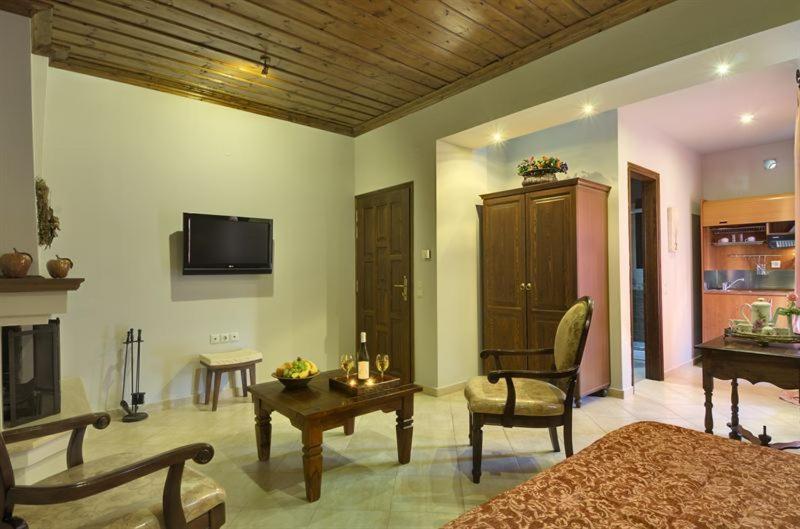 פורטאריה Iatrou Guesthouse חדר תמונה