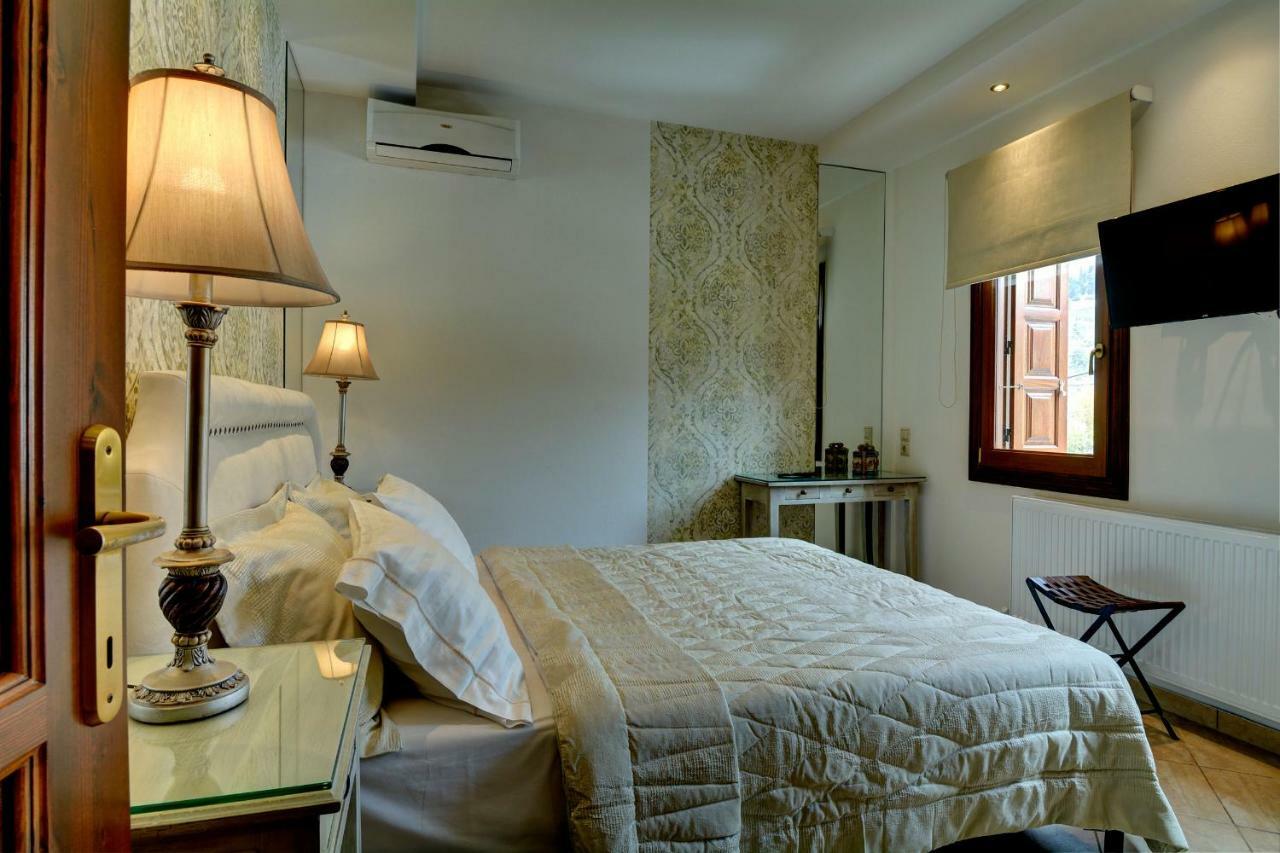 פורטאריה Iatrou Guesthouse מראה חיצוני תמונה